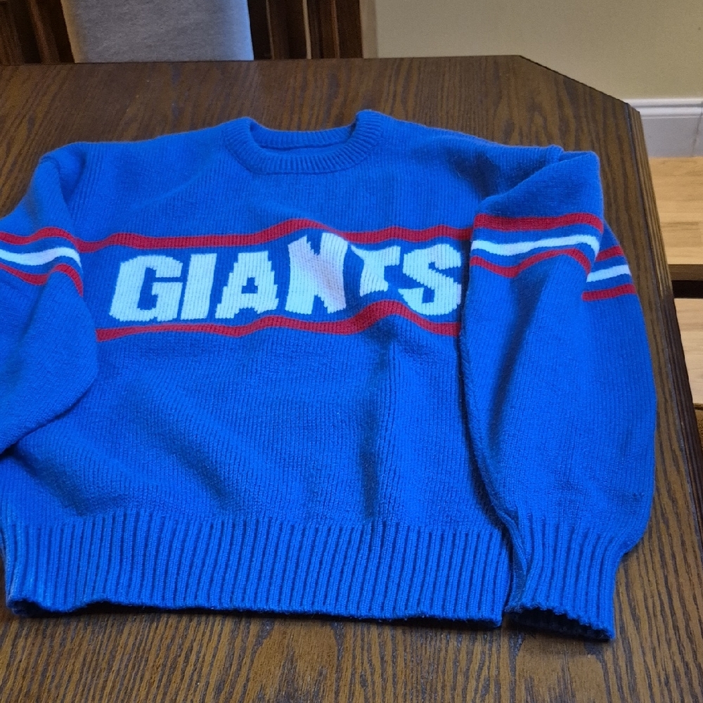 Blue Giants Sweater And NY GIANTS TOWEL